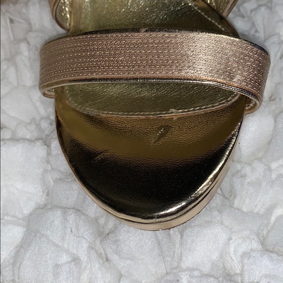 Adrianna Papell Gold Heel - Picture 7 of 7